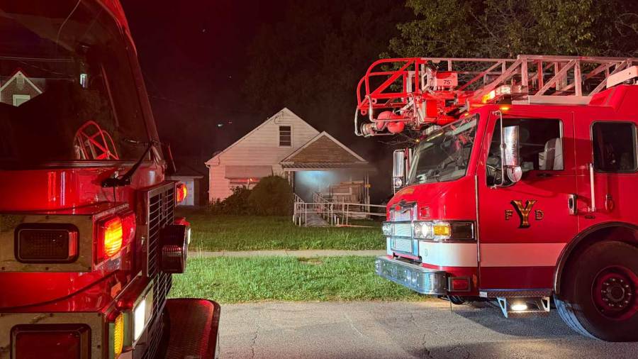one-person-taken-to-hospital-after-youngstown-fire