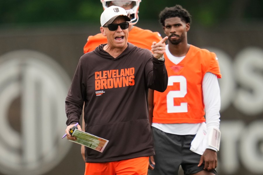 browns’-head-coach-updates-qb-competition