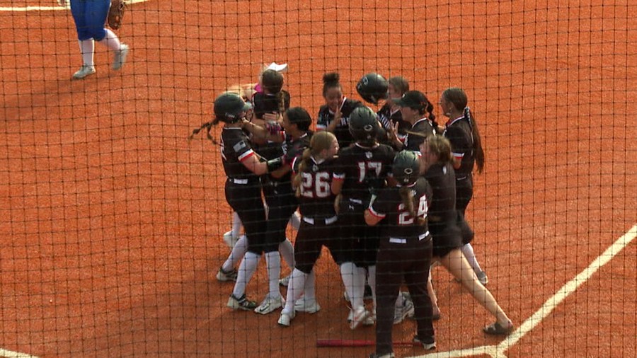 sharon-eyes-undefeated-season-at-1st-state-title-game