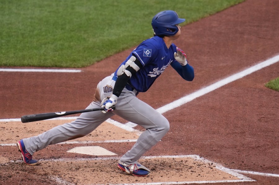 ohtani-homers-in-dodgers’-8-6-win-over-pirates