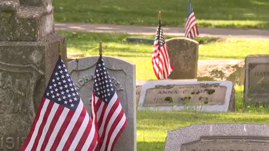 guided-tour-highlights-lives-of-those-who-fought-for-america