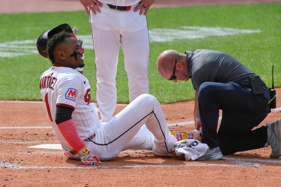 guardians-outfielder-placed-on-injured-list-with-fractured-foot