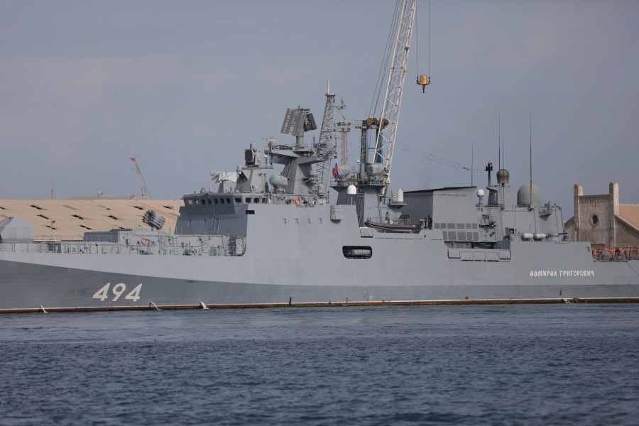 uk-military-investigates-after-russian-warship-fires-warning-shots-near-yacht-in-the-channel