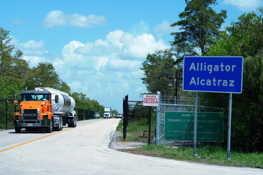 all-detainees-from-immigration-facility-‘alligator-alcatraz’-have-been-transferred,-dhs-says
