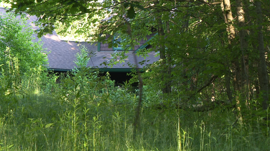 homebuyer-finds-skeletal-remains-of-3-people-in-connecticut-home