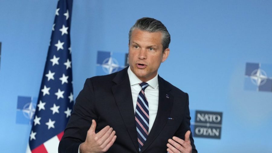 over-160-troops-contract-flu-at-texas-base-after-hegseth-lifts-vaccine-order