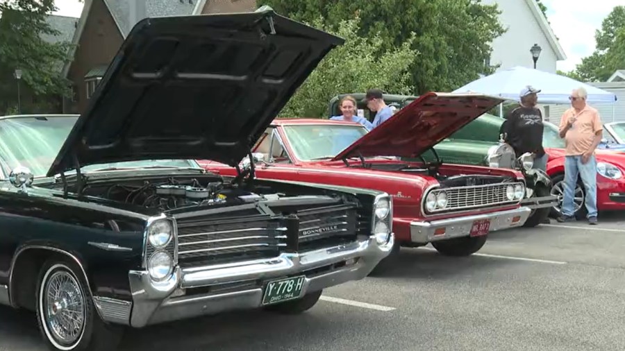 classic-car-show-brings-family-together-for-father’s-day