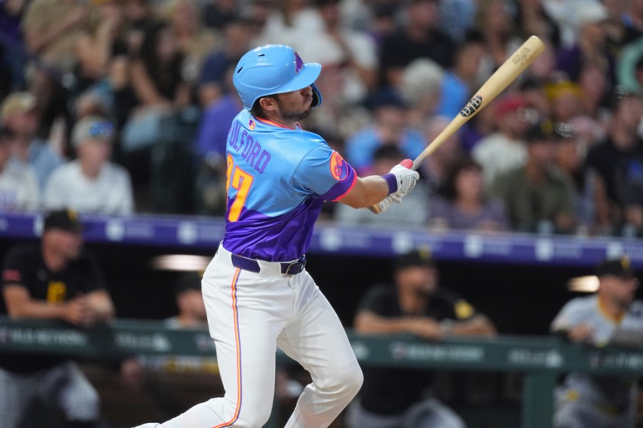 fulford’s-double-in-8th-lifts-rockies-past-pirates-4-3