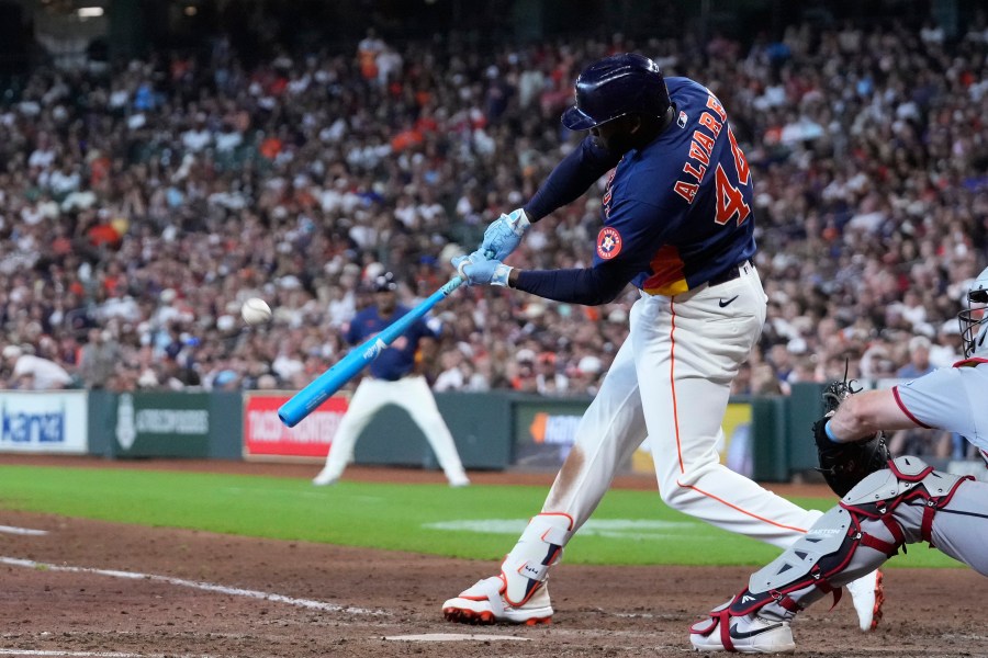 alvarez-hits-25th-homer,-astros-beat-guardians