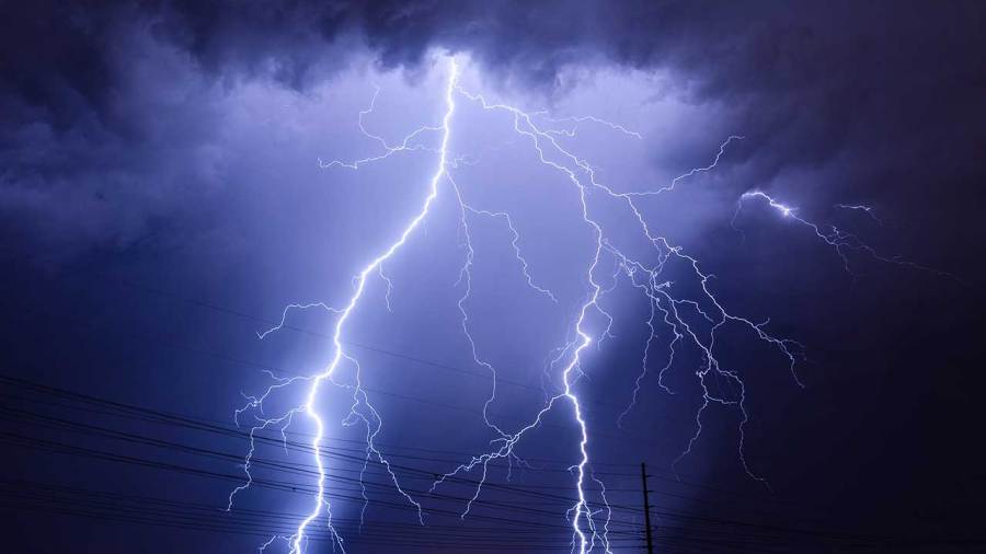 staying-weather-aware,-highlighting-lightning-safety