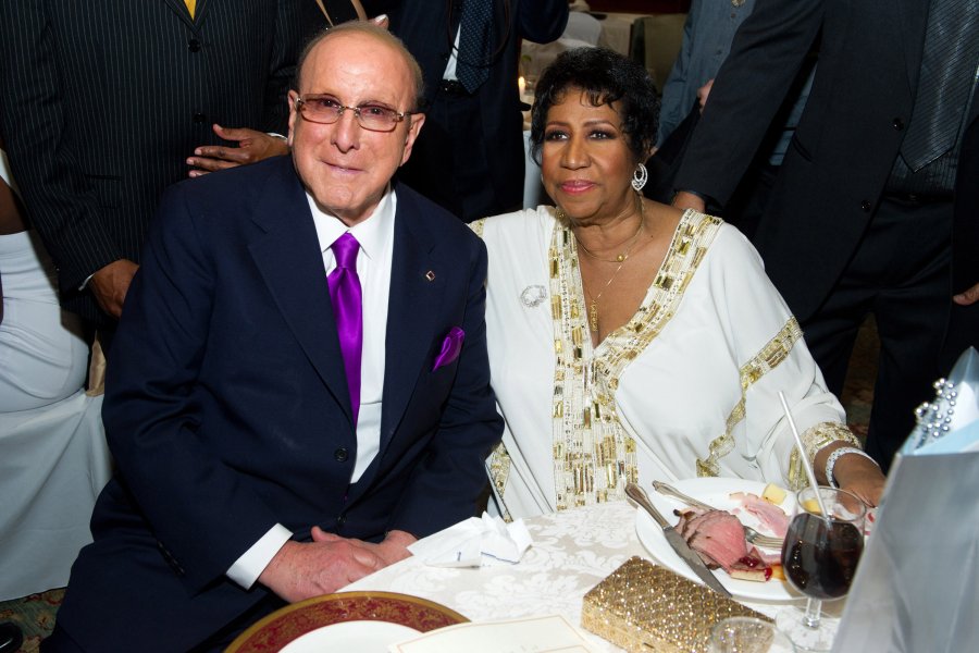 clive-davis,-music-industry-starmaker,-has-died-at-94