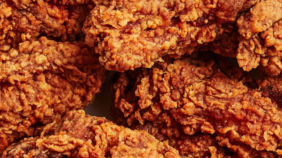texas-based-chicken-franchise-to-fill-former-taco-bell-location