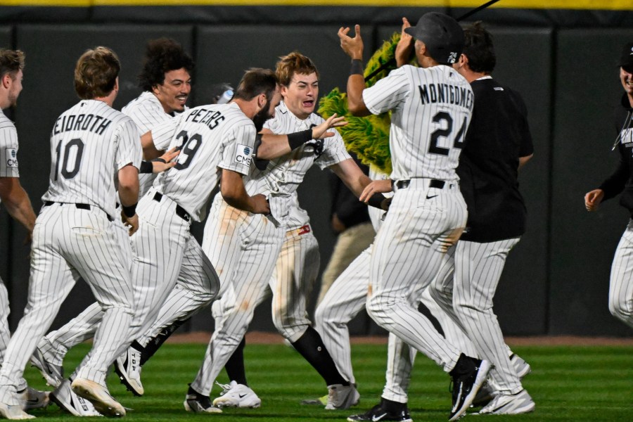 antonacci-lifts-white-sox-to-6-5-walk-off-win-over-guardians