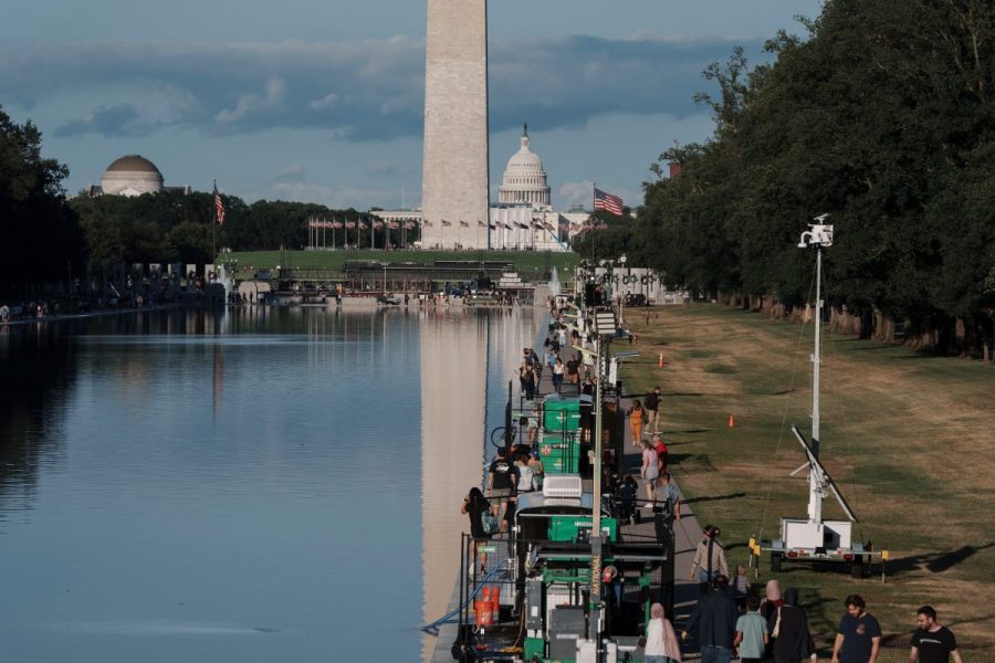 interior-department-adds-fencing-around-reflecting-pool-amid-reports-of-vandalism