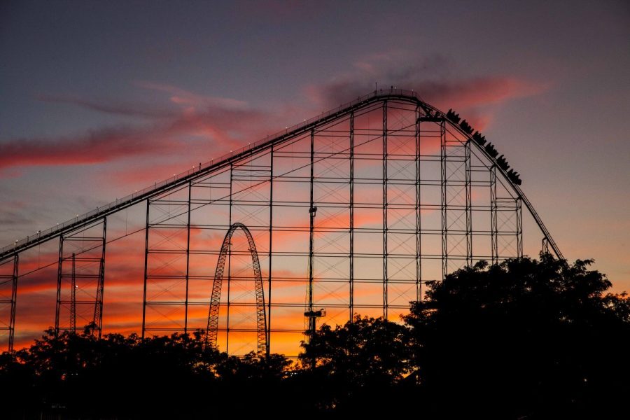 cedar-point-confirms-metal-piece-fell-from-roller-coaster-after-guest-claims-she-was-‘almost’-hit
