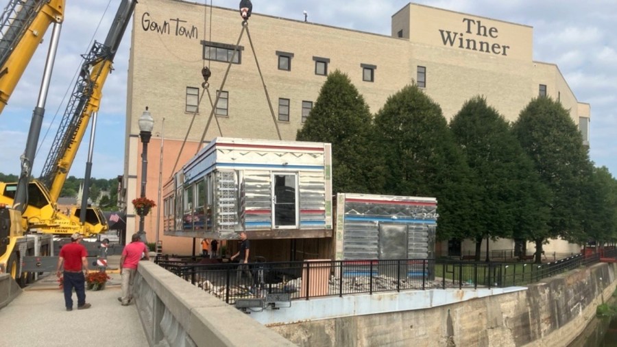 historical-diner-on-its-way-to-new-home