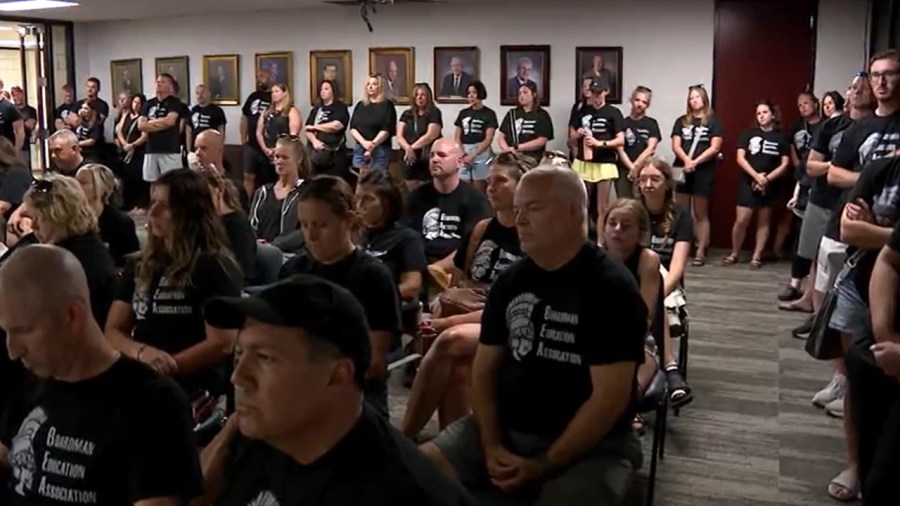 teachers-share-importance-of-new-contract-at-boardman-board-meeting