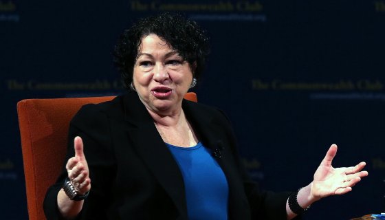 justice-sonia-sotomayor-discloses-$4k-concert-ticket-gift-from-bad-bunny