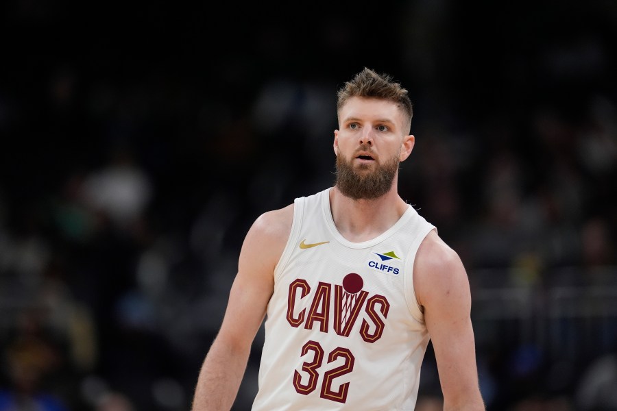 cavaliers’-starter-leaves-cleveland-in-free-agency