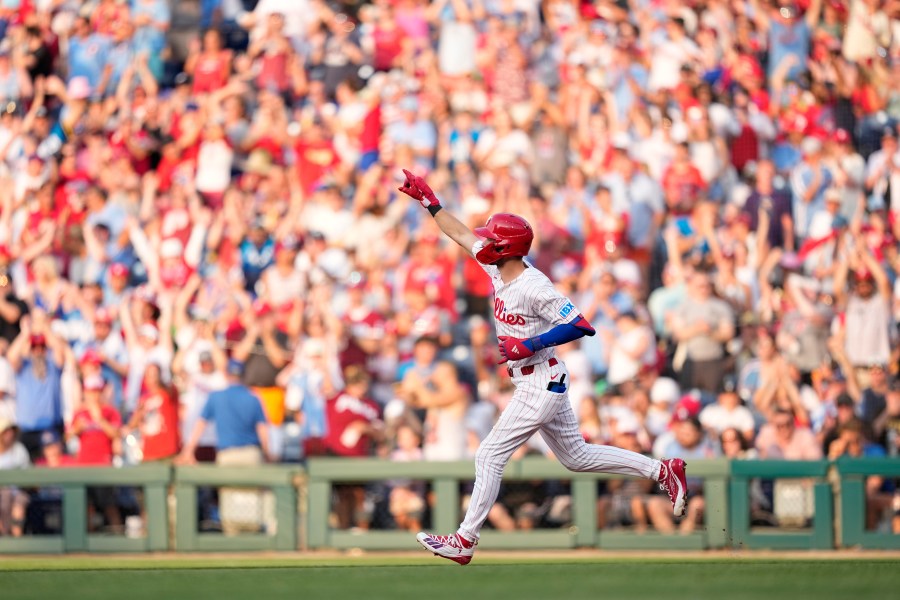 phillies-beat-paul-skenes-and-the-pirates-10-6