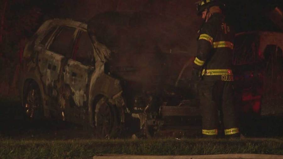 car-catches-fire-at-youngstown-mechanic-shop