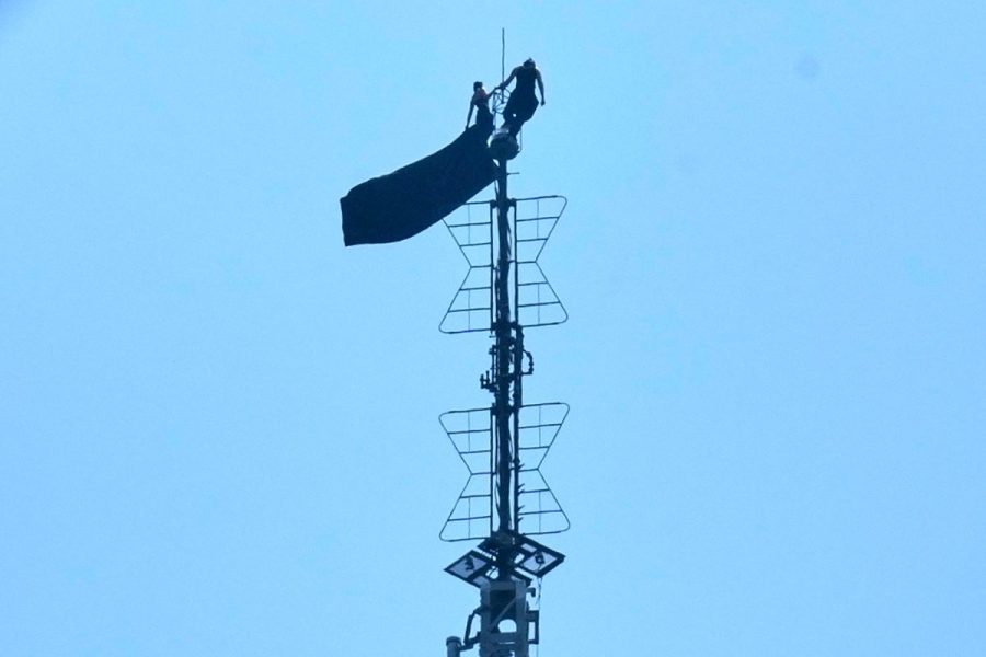 empire-state-building-climbers-say-daring-proposal-was-meant-to-be-‘special’