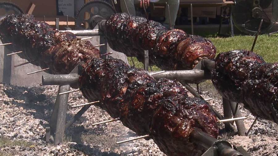 mesopotamia-ox-roast-underway