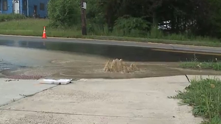 water-flows-from-water-main-break-in-youngstown