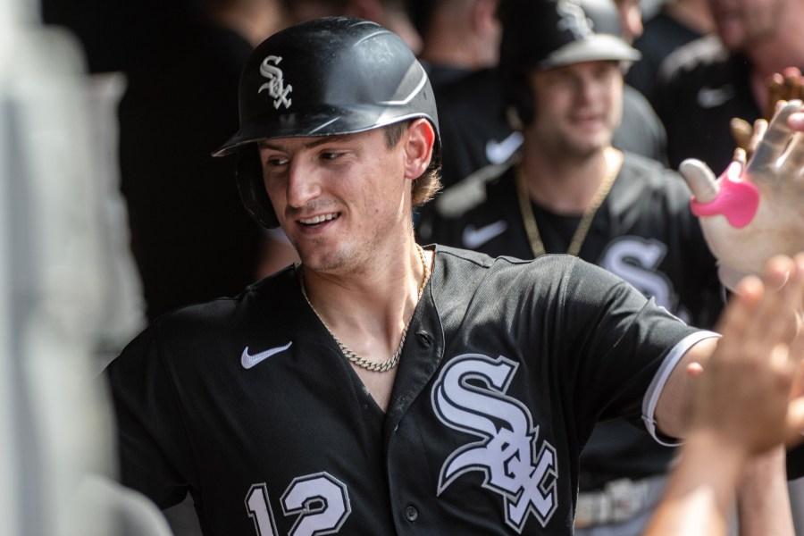 montgomery-homers-as-white-sox-outlast-guardians