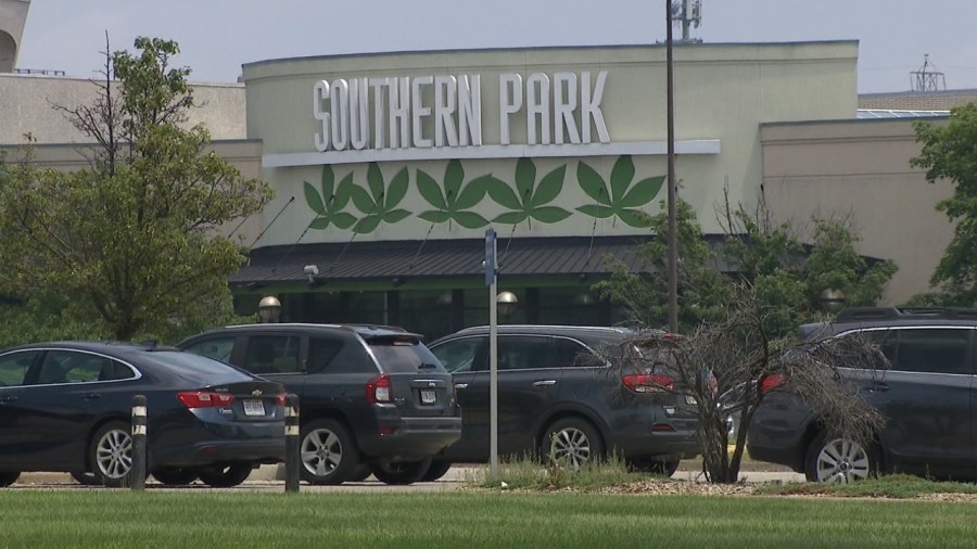 southern-park-mall-temporarily-closed-in-wake-of-storm