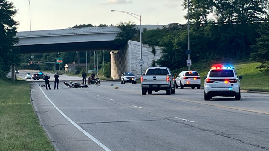 3-taken-to-hospital,-1-critical,-after-2-motorcycle-crash-in-youngstown