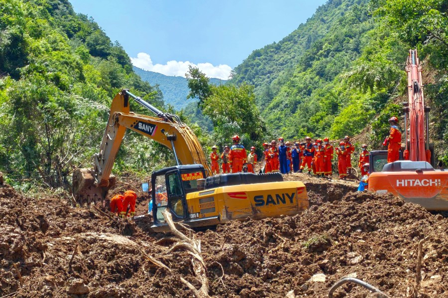 death-toll-of-landslide-in-northwestern-china-rises-to-21-as-rescue-operations-conclude