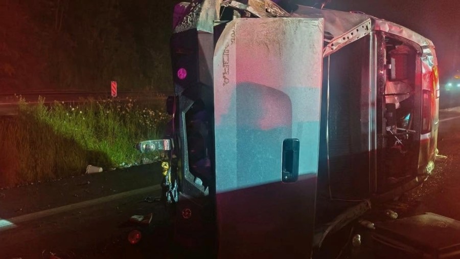 ambulance-stalled-by-traffic-after-shenango-township-crash