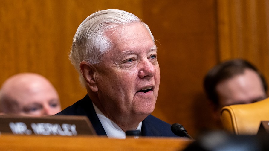 colleagues,-leaders-pay-tribute-to-lindsey-graham