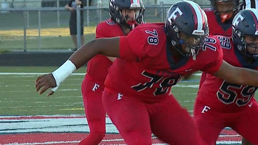 mammoth-fitch-lineman-signs-to-national-powerhouse