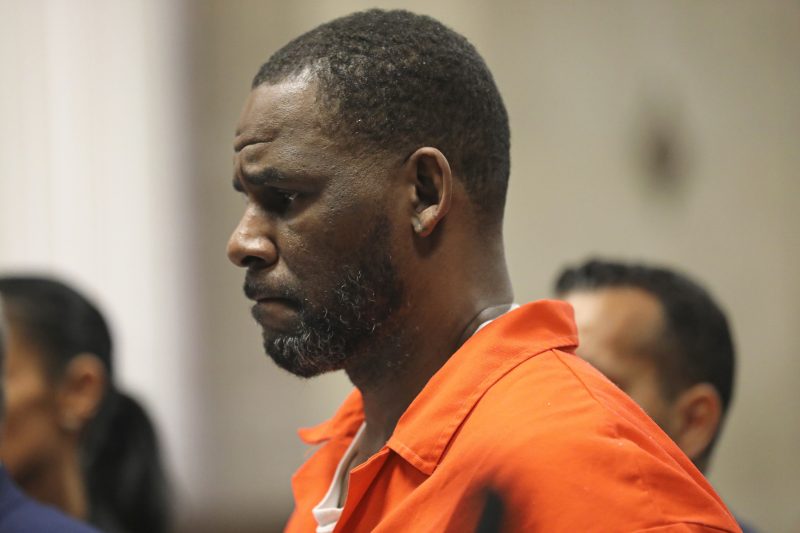 r.-kelly-asks-president-trump-to-commute-sentence