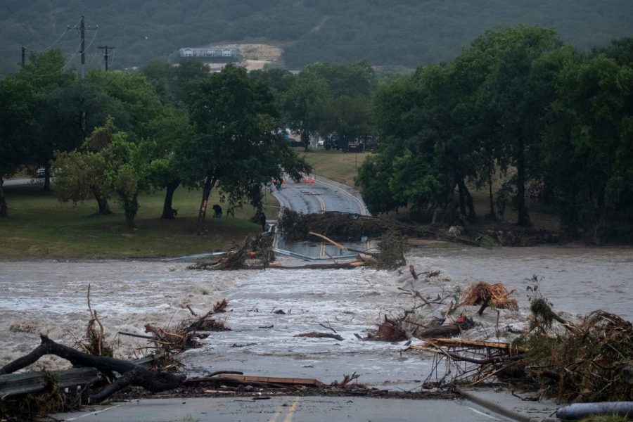 texas-flash-floods-leave-at-least-2-dead-in-region-devastated-a-year-ago