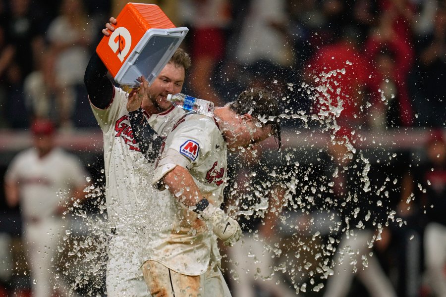 bazzana-walk-off-hr-rallies-guardians-over-pirates