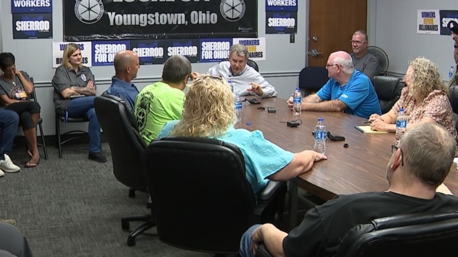 sherrod-brown-meets-with-schwebel’s-workers