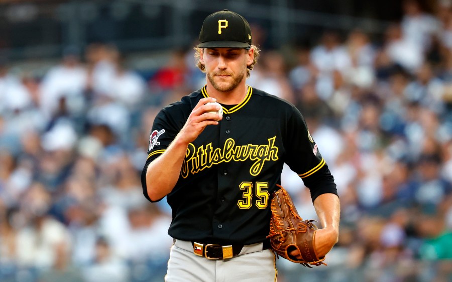 chisholm-jr.-homers-twice-as-yankees-sink-pirates