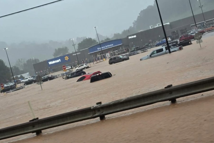 national-guard-is-deployed-as-flash-floods-in-west-virginia-inundate-homes-and-businesses