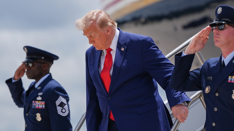 gop-hawks-urge-trump-to-go-big-as-he-weighs-‘massive-attack’-on-iran