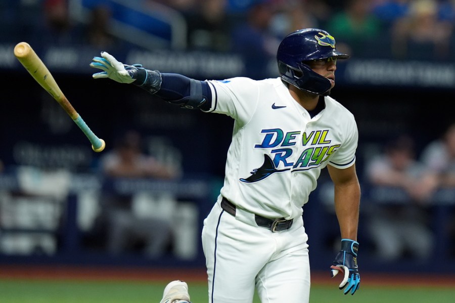 vilade,-palacios-homer-as-rays-beat-guardians-11-3