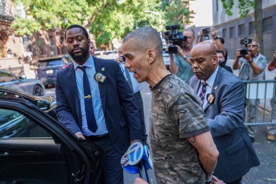 nyc-stabbings-suspect-arrested-on-hate-crime-charges-in-both-attacks