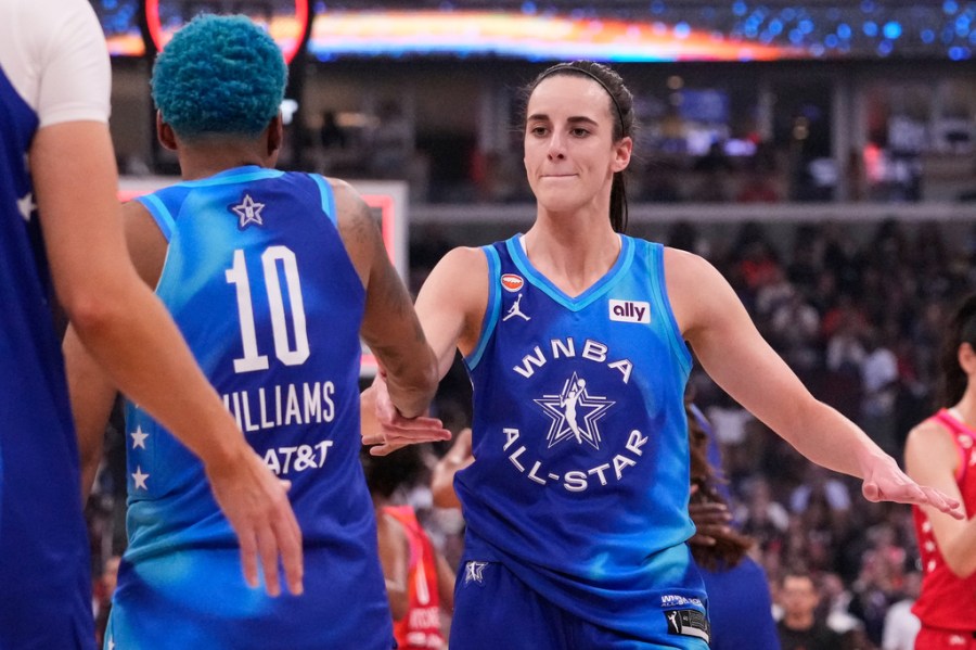 team-spoon-tops-team-coop-129-122-in-wnba-all-star-game