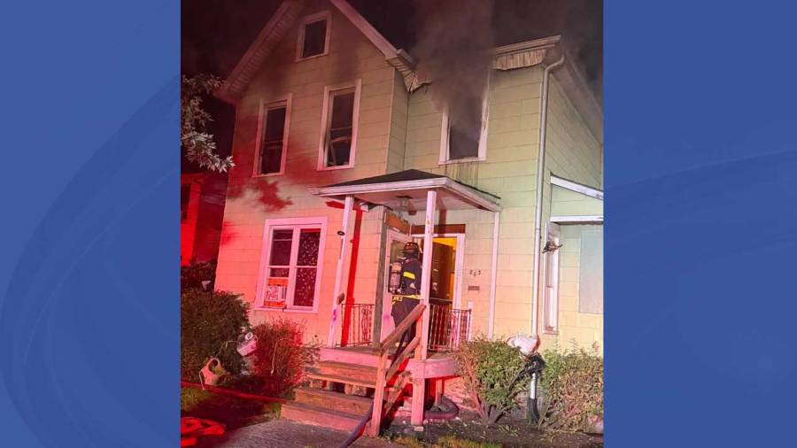 crews-battle-fire-at-warren-house