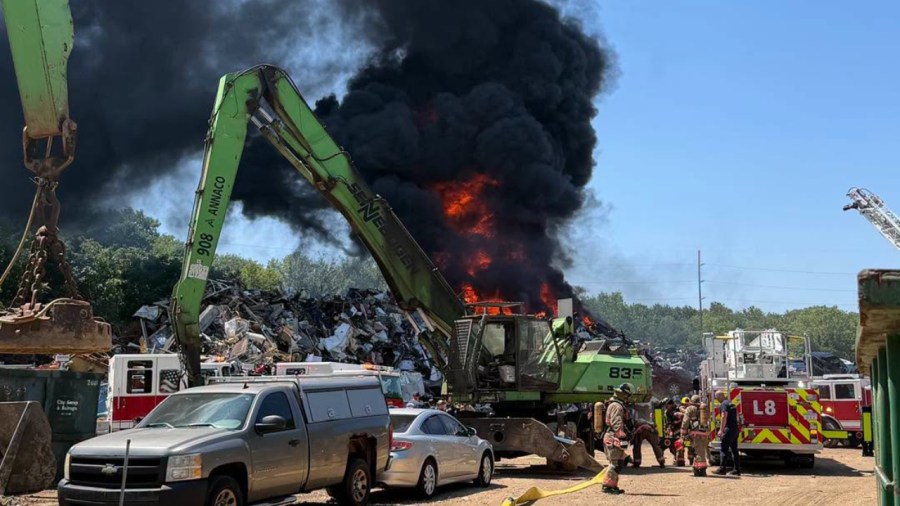 akron-residents-ordered-to-shelter-for-recycling-fire