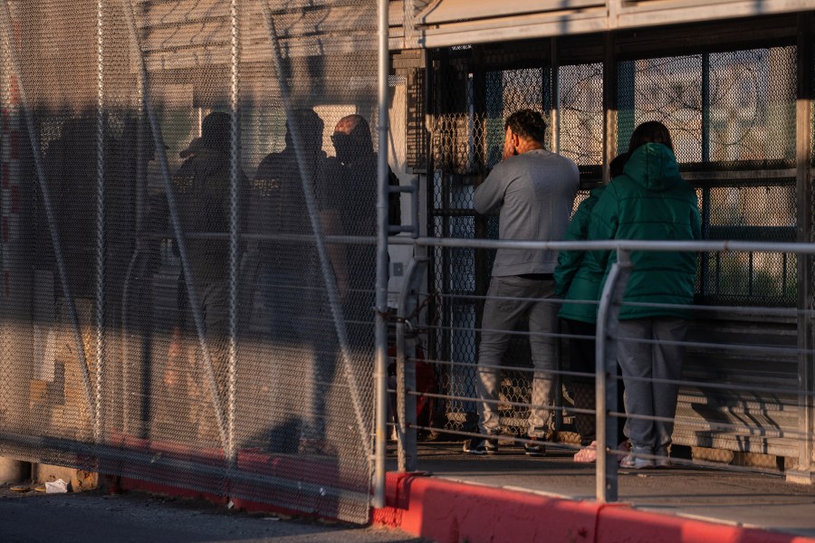 appeals-court-rejects-the-trump-administration’s-expansion-of-mandatory-detention-for-immigrants