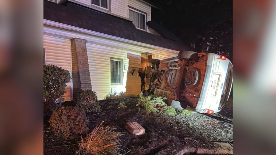 employees-devastated-after-car-crashes-into-warren-salon