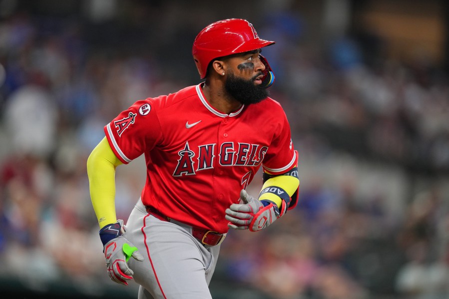 guardians-acquire-power-hitting-outfielder-in-trade
